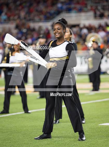 Thumbnail 1 in Mansfield vs. Midway (UIL 6A Regional Semifinal) photogallery.
