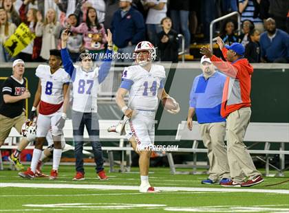 Thumbnail 3 in Mansfield vs. Midway (UIL 6A Regional Semifinal) photogallery.