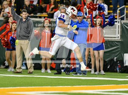 Thumbnail 1 in Mansfield vs. Midway (UIL 6A Regional Semifinal) photogallery.