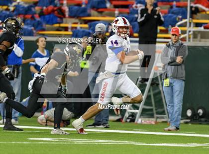 Thumbnail 3 in Mansfield vs. Midway (UIL 6A Regional Semifinal) photogallery.