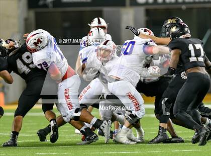 Thumbnail 3 in Mansfield vs. Midway (UIL 6A Regional Semifinal) photogallery.