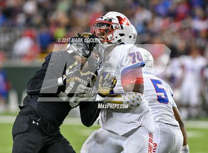 Thumbnail 3 in Mansfield vs. Midway (UIL 6A Regional Semifinal) photogallery.