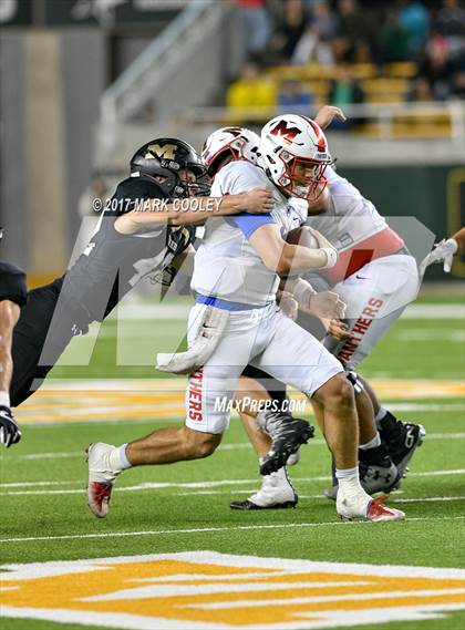 Thumbnail 1 in Mansfield vs. Midway (UIL 6A Regional Semifinal) photogallery.