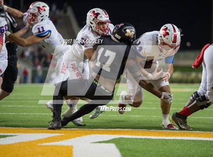 Thumbnail 2 in Mansfield vs. Midway (UIL 6A Regional Semifinal) photogallery.