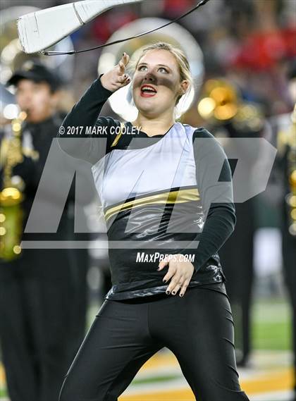 Thumbnail 1 in Mansfield vs. Midway (UIL 6A Regional Semifinal) photogallery.