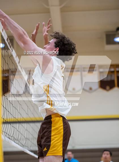 Thumbnail 3 in El Camino vs. Santa Fe Christian (CIF SDS Division II Playoffs) photogallery.