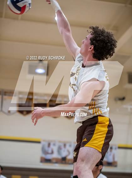 Thumbnail 3 in El Camino vs. Santa Fe Christian (CIF SDS Division II Playoffs) photogallery.