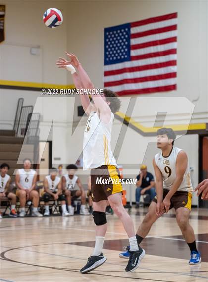 Thumbnail 2 in El Camino vs. Santa Fe Christian (CIF SDS Division II Playoffs) photogallery.