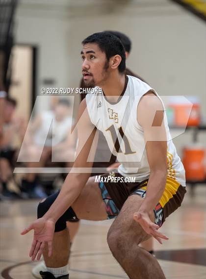 Thumbnail 2 in El Camino vs. Santa Fe Christian (CIF SDS Division II Playoffs) photogallery.