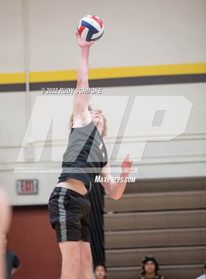 Thumbnail 1 in El Camino vs. Santa Fe Christian (CIF SDS Division II Playoffs) photogallery.