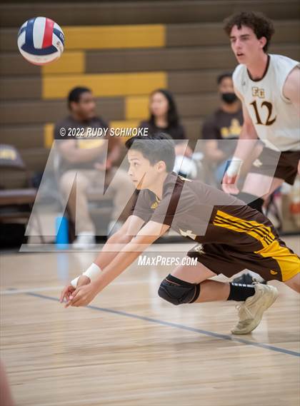 Thumbnail 3 in El Camino vs. Santa Fe Christian (CIF SDS Division II Playoffs) photogallery.