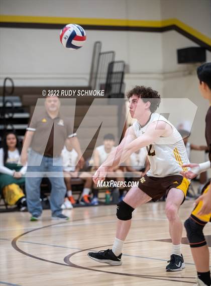 Thumbnail 3 in El Camino vs. Santa Fe Christian (CIF SDS Division II Playoffs) photogallery.