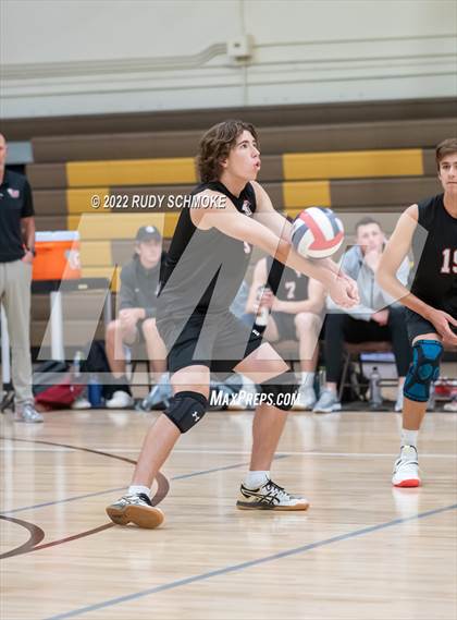 Thumbnail 2 in El Camino vs. Santa Fe Christian (CIF SDS Division II Playoffs) photogallery.