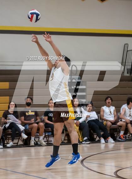 Thumbnail 1 in El Camino vs. Santa Fe Christian (CIF SDS Division II Playoffs) photogallery.