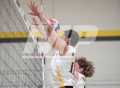 Thumbnail 3 in El Camino vs. Santa Fe Christian (CIF SDS Division II Playoffs) photogallery.