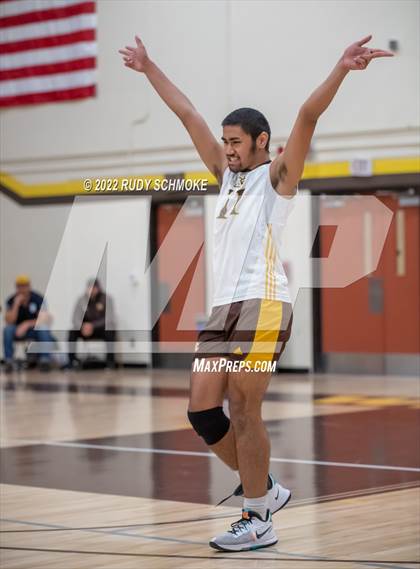 Thumbnail 1 in El Camino vs. Santa Fe Christian (CIF SDS Division II Playoffs) photogallery.