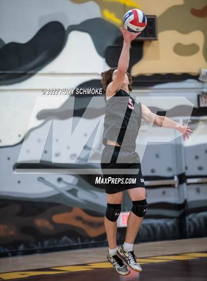 Thumbnail 3 in El Camino vs. Santa Fe Christian (CIF SDS Division II Playoffs) photogallery.