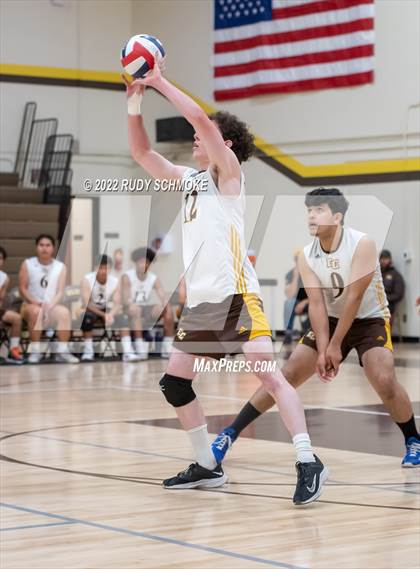Thumbnail 1 in El Camino vs. Santa Fe Christian (CIF SDS Division II Playoffs) photogallery.