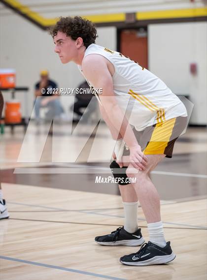 Thumbnail 2 in El Camino vs. Santa Fe Christian (CIF SDS Division II Playoffs) photogallery.