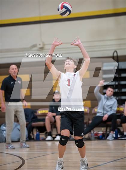 Thumbnail 3 in El Camino vs. Santa Fe Christian (CIF SDS Division II Playoffs) photogallery.