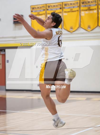 Thumbnail 1 in El Camino vs. Santa Fe Christian (CIF SDS Division II Playoffs) photogallery.