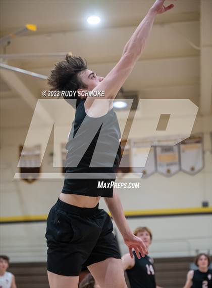 Thumbnail 3 in El Camino vs. Santa Fe Christian (CIF SDS Division II Playoffs) photogallery.