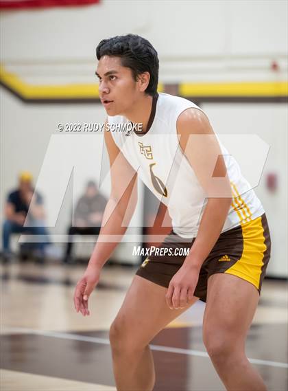 Thumbnail 2 in El Camino vs. Santa Fe Christian (CIF SDS Division II Playoffs) photogallery.