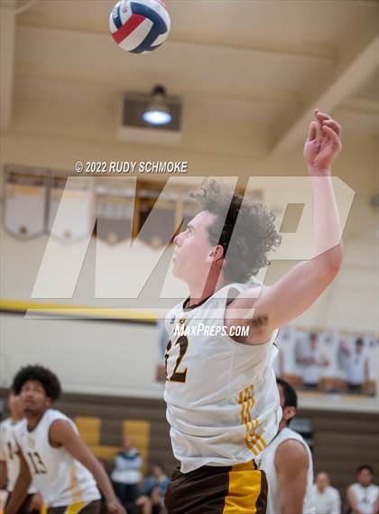 Thumbnail 3 in El Camino vs. Santa Fe Christian (CIF SDS Division II Playoffs) photogallery.