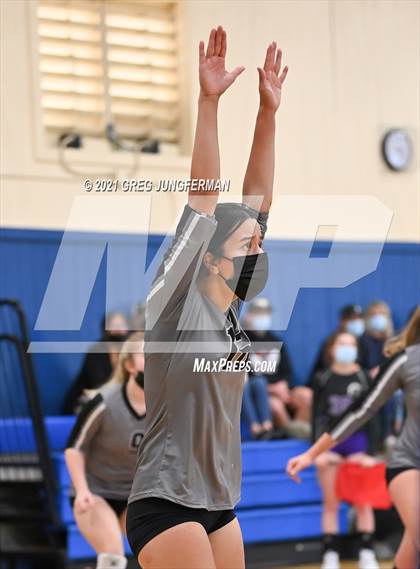 Thumbnail 1 in El Cerrito vs. West County (Tamalpais Tournament) photogallery.