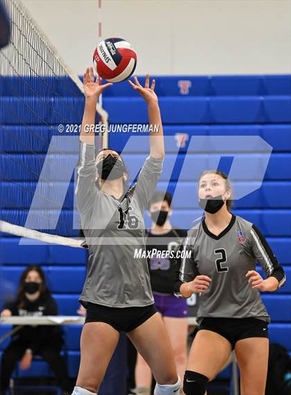 Thumbnail 2 in El Cerrito vs. West County (Tamalpais Tournament) photogallery.