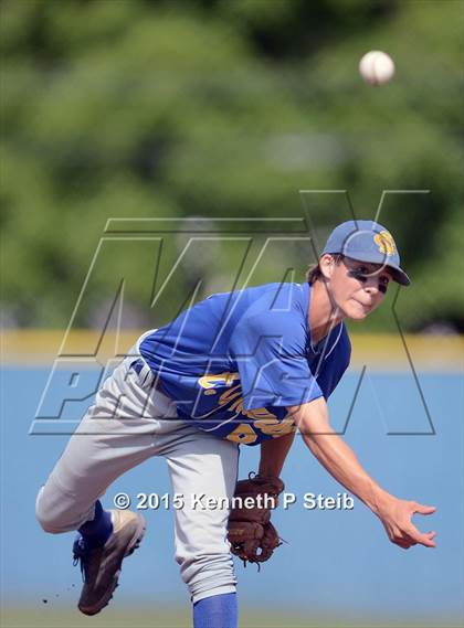 Thumbnail 3 in Notre Dame vs St. Charles  Catholic (LHSAA 3A 2nd Round Playoff) photogallery.