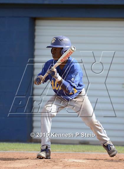 Thumbnail 2 in Notre Dame vs St. Charles  Catholic (LHSAA 3A 2nd Round Playoff) photogallery.
