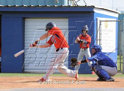 Thumbnail 3 in Notre Dame vs St. Charles  Catholic (LHSAA 3A 2nd Round Playoff) photogallery.