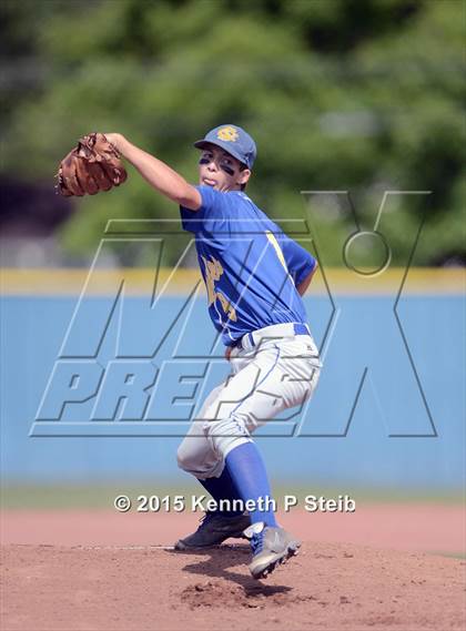 Thumbnail 3 in Notre Dame vs St. Charles  Catholic (LHSAA 3A 2nd Round Playoff) photogallery.