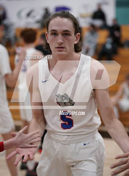 Thumbnail 1 in Folsom vs. Sacramento (Simply Basketball Showcase) photogallery.