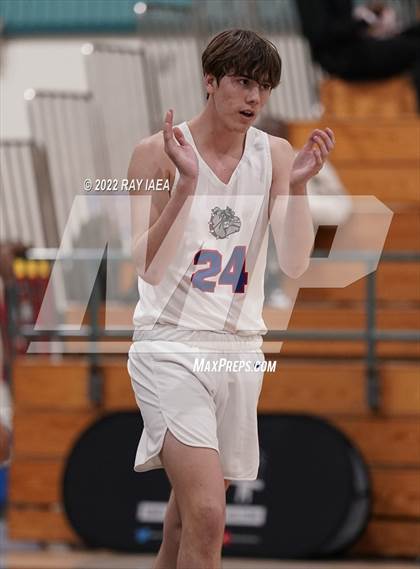 Thumbnail 3 in Folsom vs. Sacramento (Simply Basketball Showcase) photogallery.