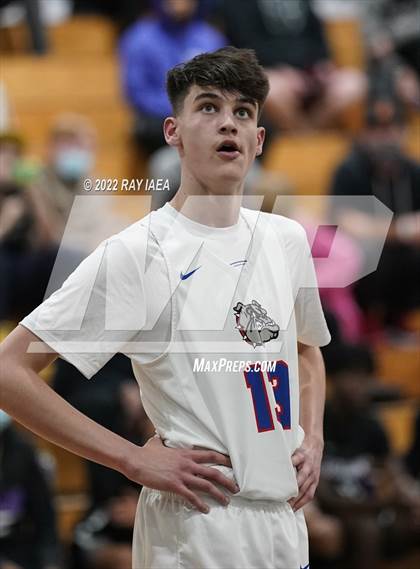 Thumbnail 1 in Folsom vs. Sacramento (Simply Basketball Showcase) photogallery.