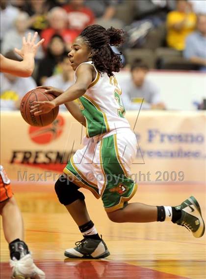 Thumbnail 2 in Porterville vs. Roosevelt (CIF CS D3 Final) photogallery.