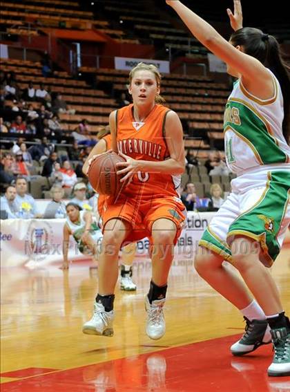 Thumbnail 3 in Porterville vs. Roosevelt (CIF CS D3 Final) photogallery.
