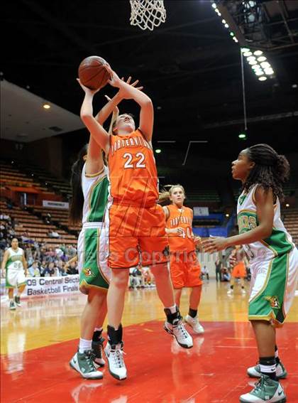 Thumbnail 3 in Porterville vs. Roosevelt (CIF CS D3 Final) photogallery.
