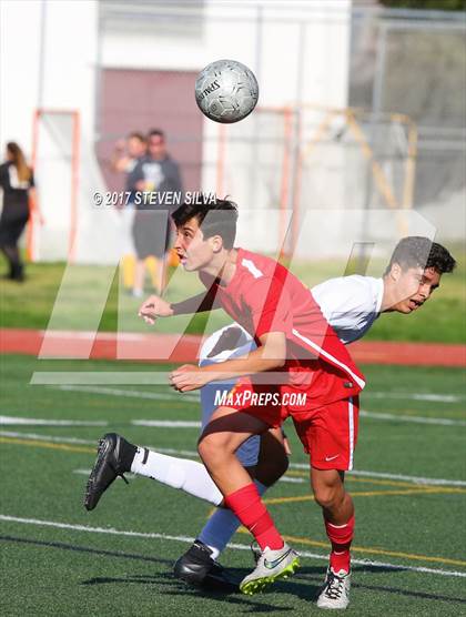 Thumbnail 3 in Cathedral Catholic vs. Point Loma (CIF SDS Open Division Quarterfinal) photogallery.