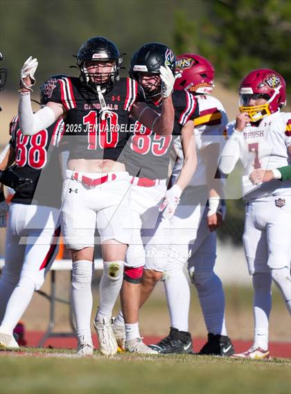 Thumbnail 1 in Brush @ Elizabeth (CHSAA 2A Quarterfinal) photogallery.