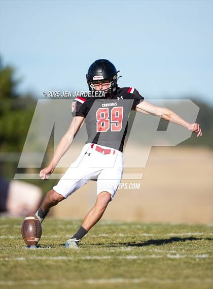 Thumbnail 2 in Brush @ Elizabeth (CHSAA 2A Quarterfinal) photogallery.