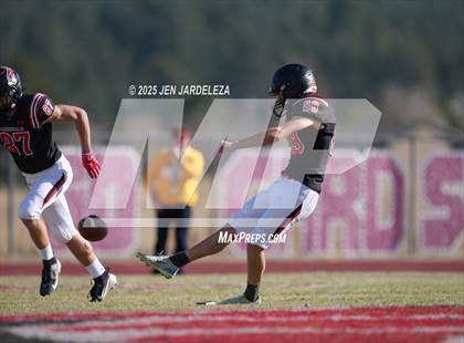 Thumbnail 2 in Brush @ Elizabeth (CHSAA 2A Quarterfinal) photogallery.
