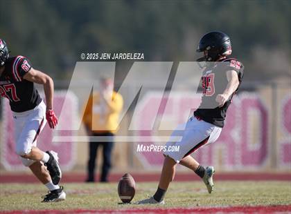 Thumbnail 1 in Brush @ Elizabeth (CHSAA 2A Quarterfinal) photogallery.