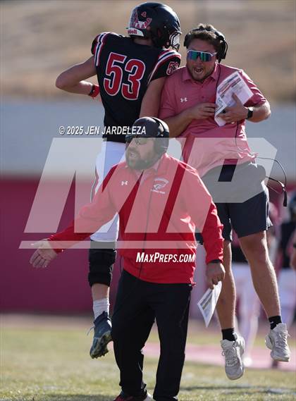 Thumbnail 2 in Brush @ Elizabeth (CHSAA 2A Quarterfinal) photogallery.