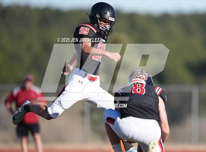 Thumbnail 3 in Brush @ Elizabeth (CHSAA 2A Quarterfinal) photogallery.