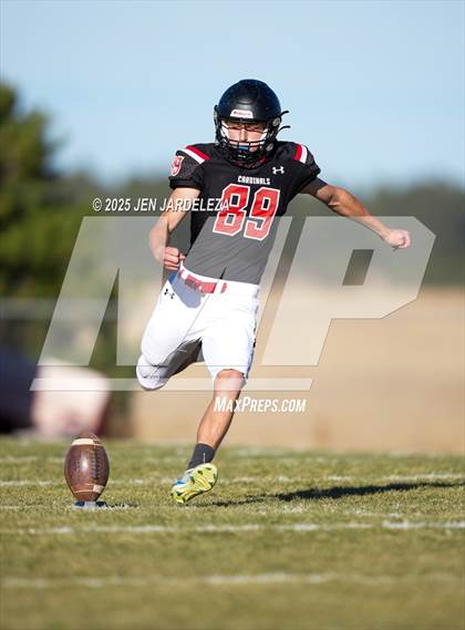 Thumbnail 1 in Brush @ Elizabeth (CHSAA 2A Quarterfinal) photogallery.