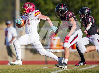 Thumbnail 1 in Brush @ Elizabeth (CHSAA 2A Quarterfinal) photogallery.