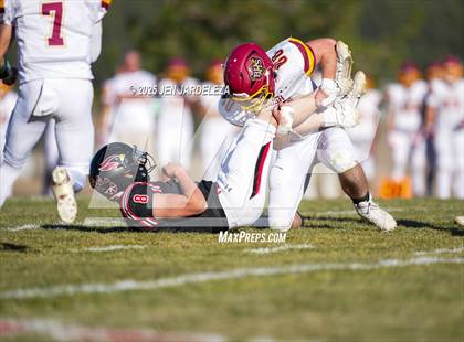 Thumbnail 1 in Brush @ Elizabeth (CHSAA 2A Quarterfinal) photogallery.